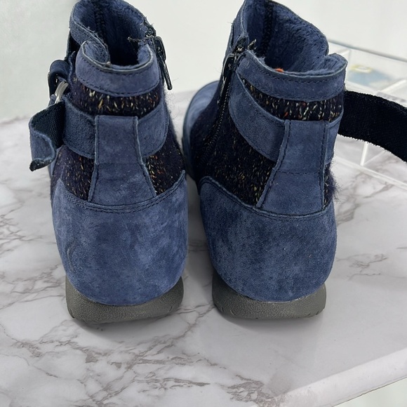 SKECHERS Bikers Lite Suede & Sweater Knit Ankle Boot Side Zipper Blue Sz 8 - Picture 5 of 9